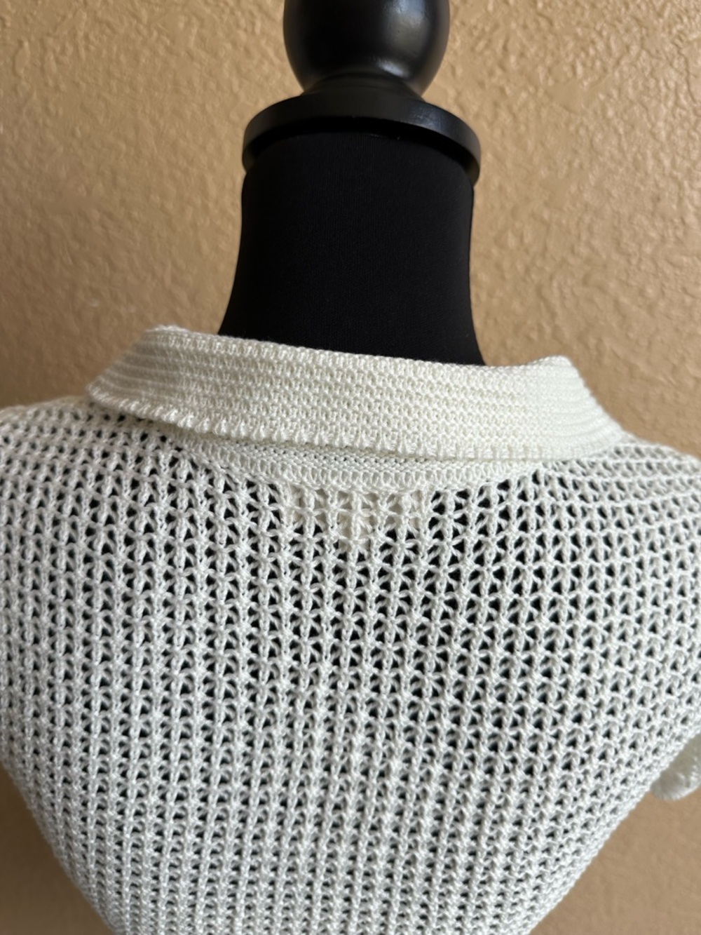 No Comment White Crochet Knit Stretch Button-Up Cardigan Top Size S - Picture 4 of 16